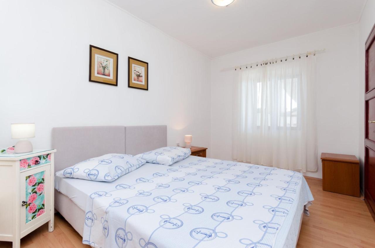 Apartment Goran Novi Vinodolski Esterno foto