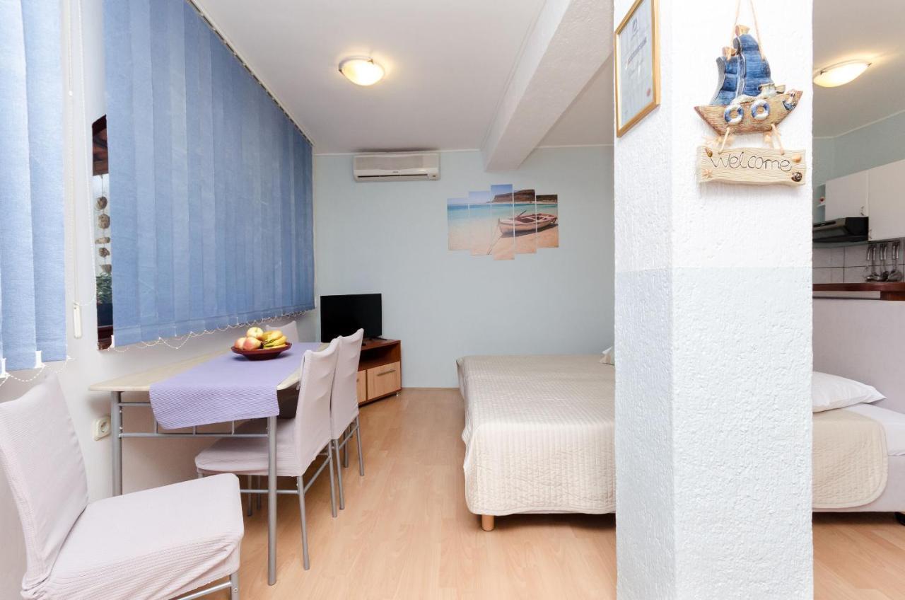 Apartment Goran Novi Vinodolski Esterno foto