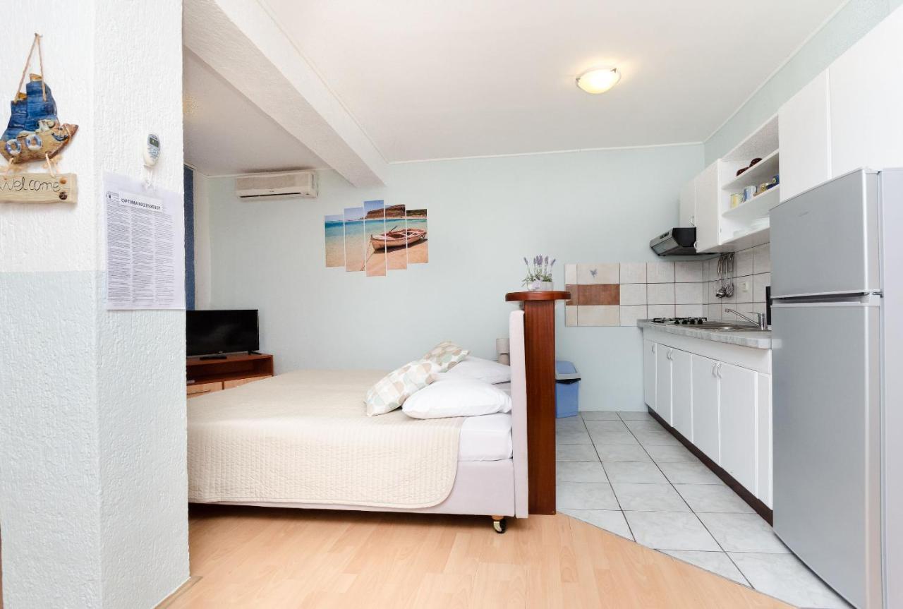 Apartment Goran Novi Vinodolski Esterno foto